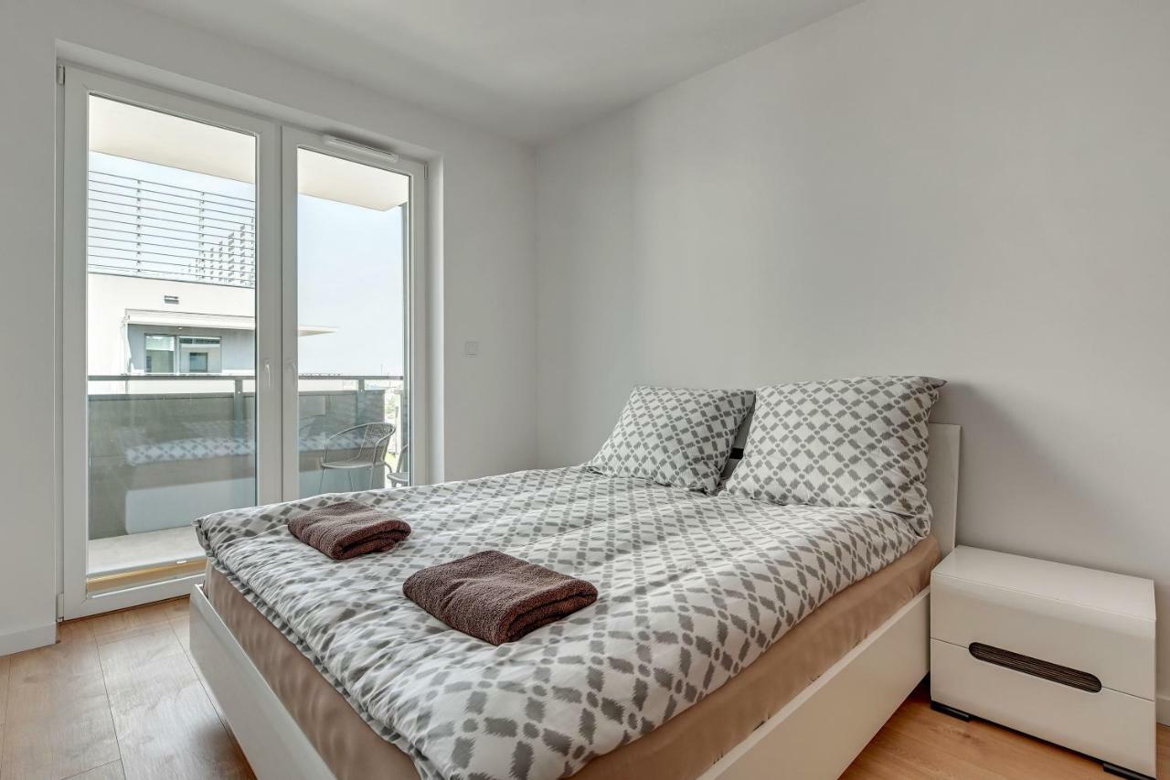 Апартаменты Platinium Luxury Walowa Гданьск Экстерьер фото